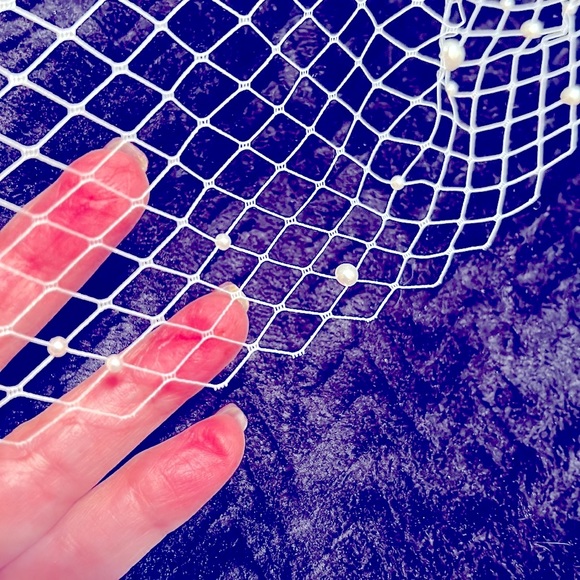 💕 Wedding face veil with lots of pearls. - Picture 9 of 10